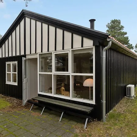 Elfride - 200m From The Sea By Interhome * Bøtø By